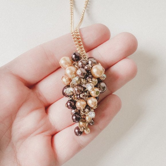 Pearl Grape Bunch Cluster Pendant Chain Necklace - Picture 7 of 10